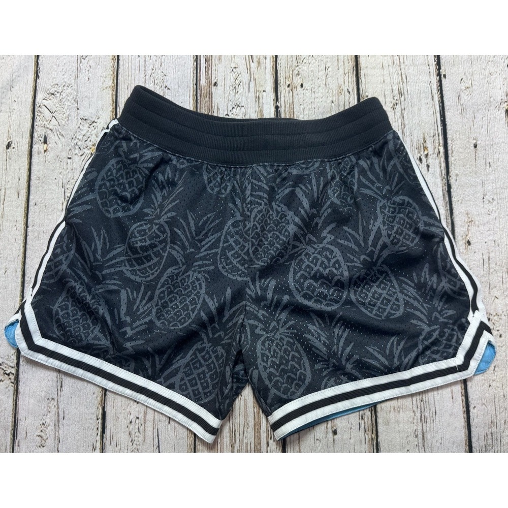 Chubbies Black Gray Pineapple Mesh Athletic Shorts Lined Size Medium
